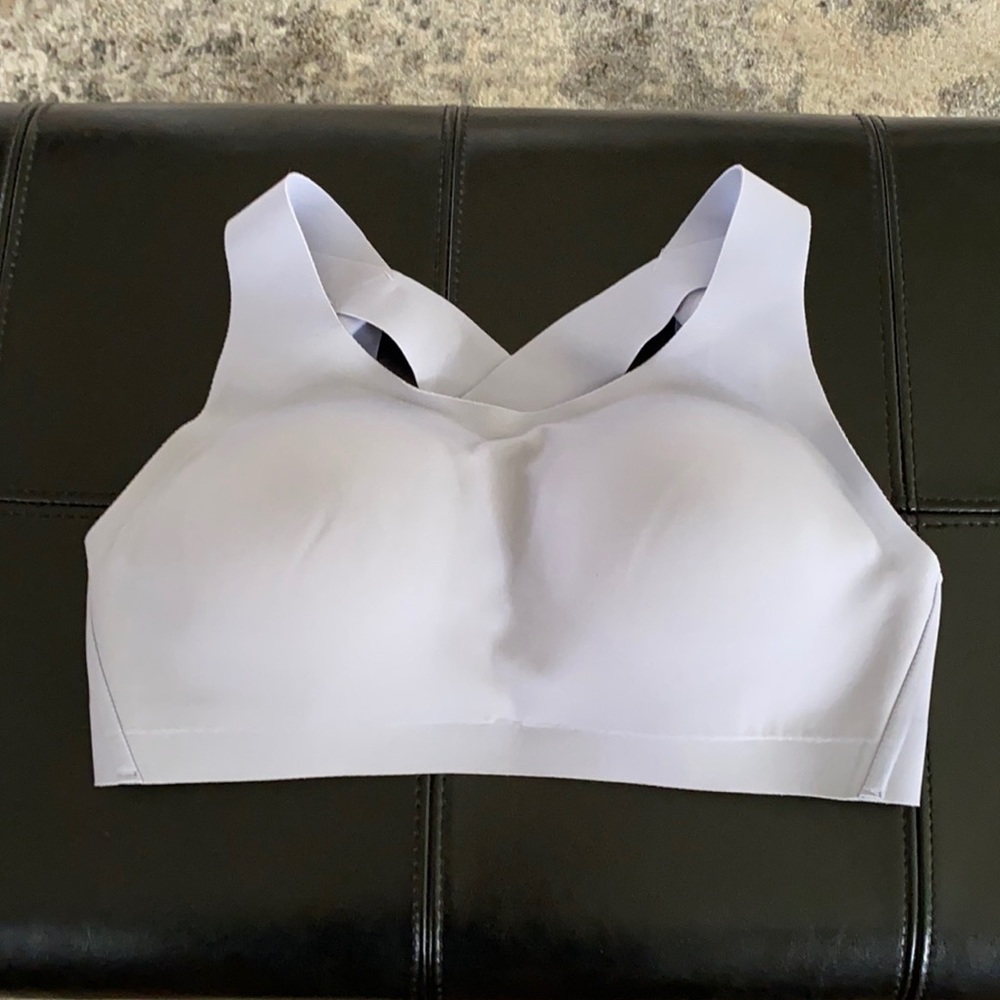 Lululemon Enlite Bra 34D